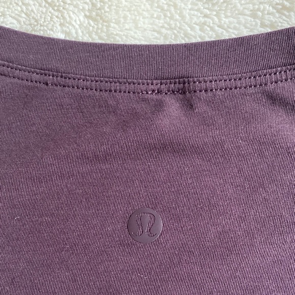 ❗️SOLD❗️Lululemon Cates Tee, Size 10 - Picture 5 of 6